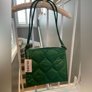 Kelly green Olives shoulder puffy purse